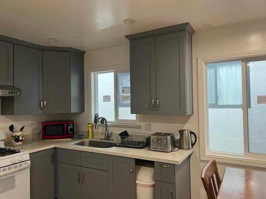 Affordable Private Rooms With Shared Bath Kitchen Near Sfo Дейли Сити Екстериор снимка